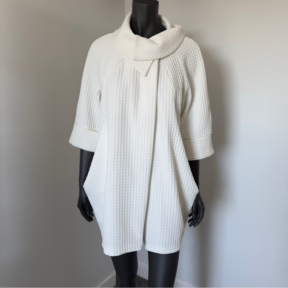 Joseph Ribkoff White Textured Coat Dress โ Size 8 (CAN/USA) - Picture 1 of 13